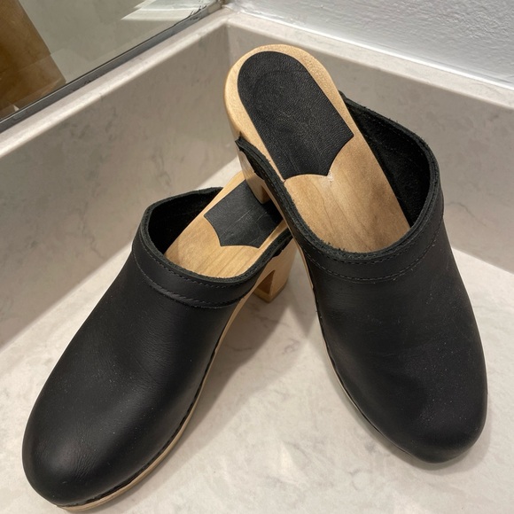 No. 6 Old School Clog - Black leather Size 7.5 / 38 - Picture 9 of 9